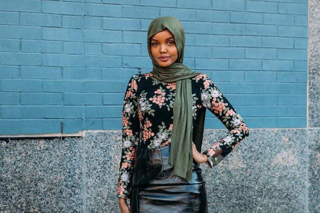 Kesalahan Padu-padan Baju yang Bikin Hijaber Terlihat Gemuk & Pendek