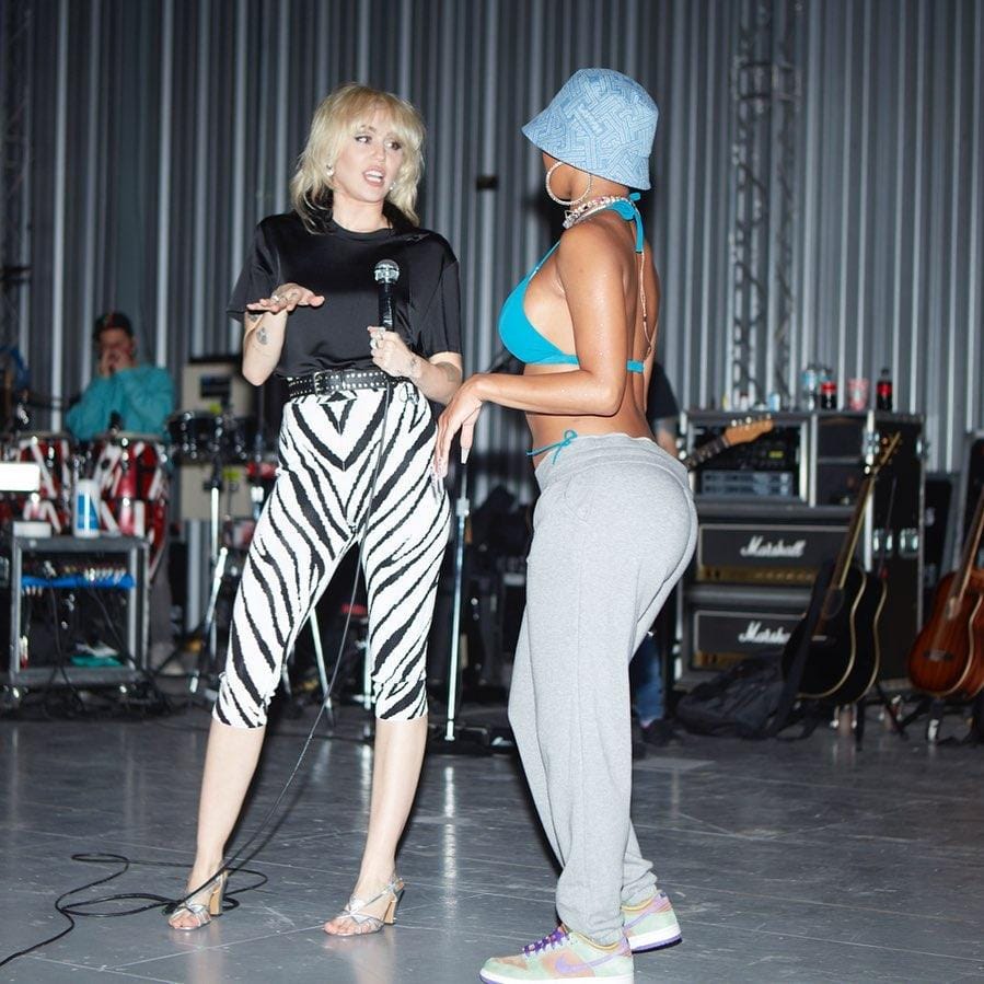 instagram.com/mileycryrus