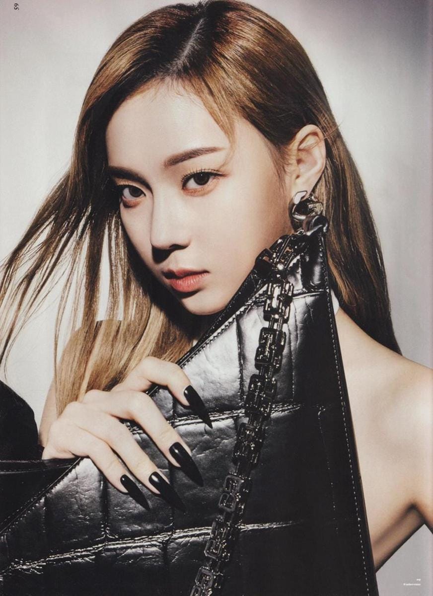 Twitter.com/minjeong_kr