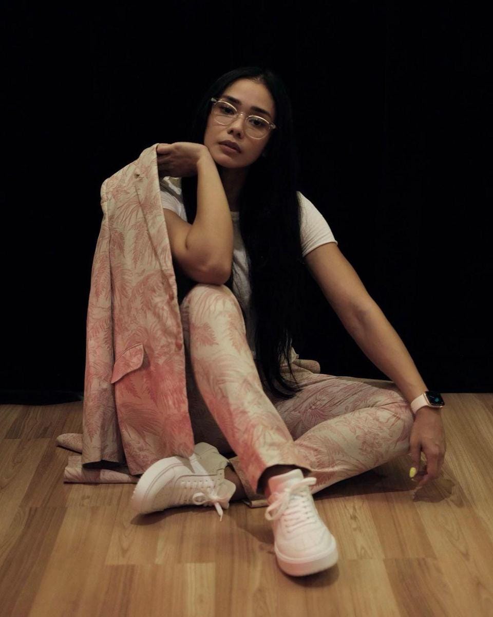 instagram.com/adiniawrst