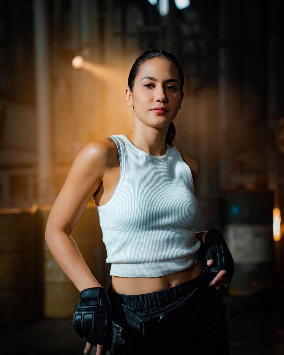 instagram.com/pevpearce