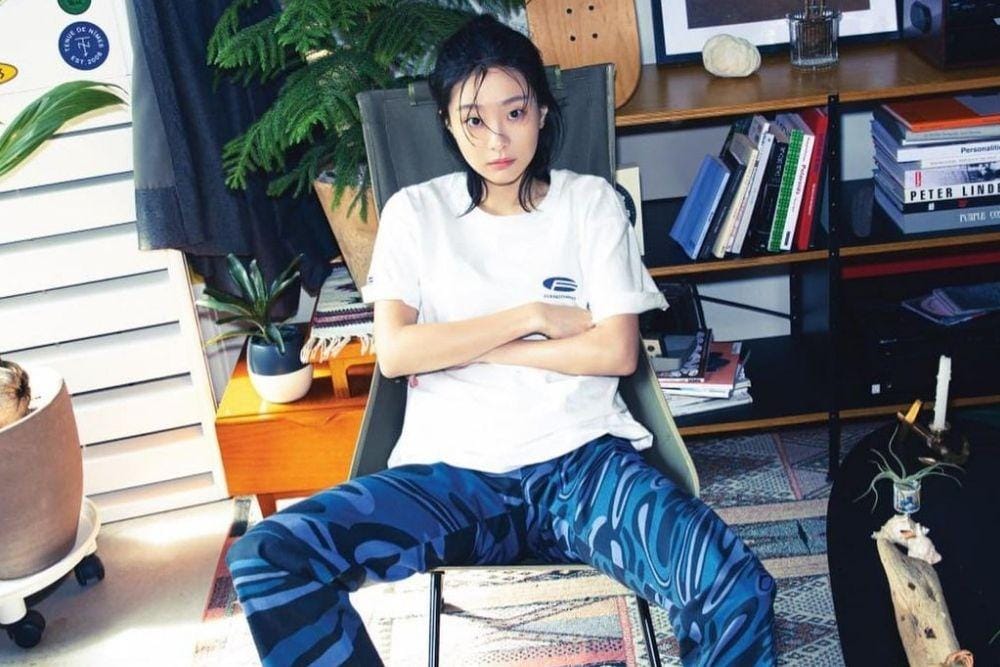 instagram.com/d_a___m_i