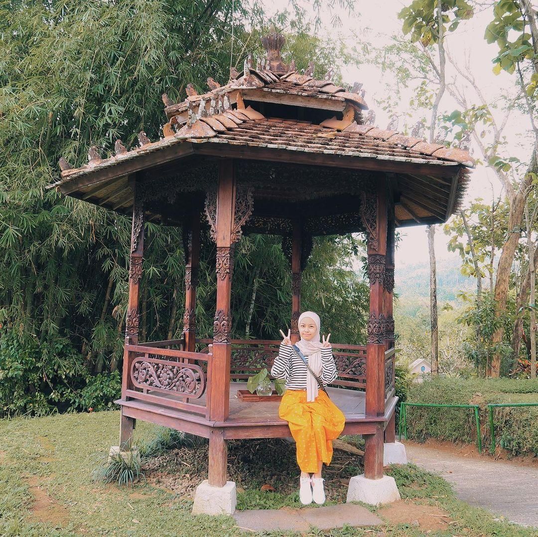 instagram.com/ntsana