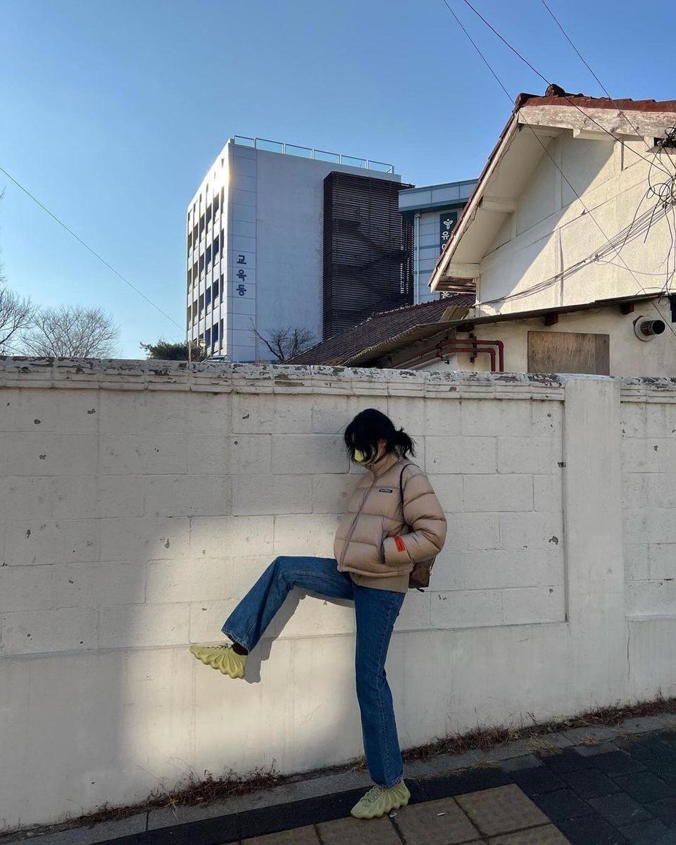 Instagram.com/hoooooyeony