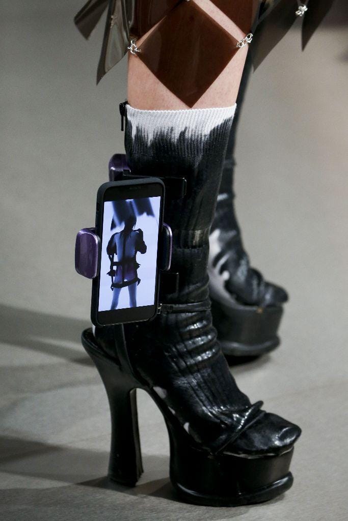 footwearnews.com