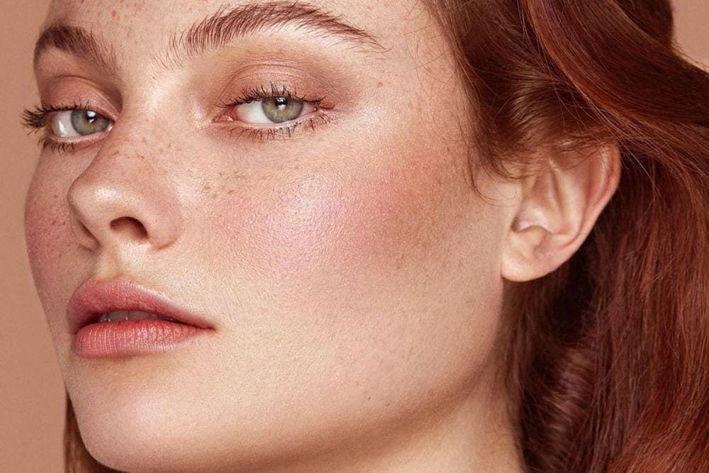 Cara Memakai Lipstik Sesuai Bentuk Bibir/ makeup.allwomenstalk.com