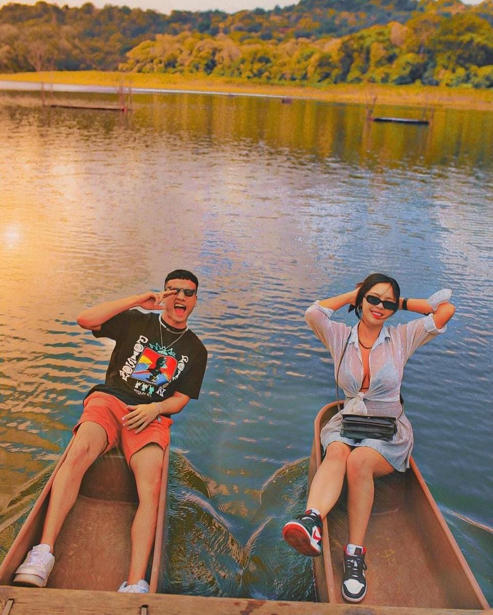 Instagram.com/srhlouiseee