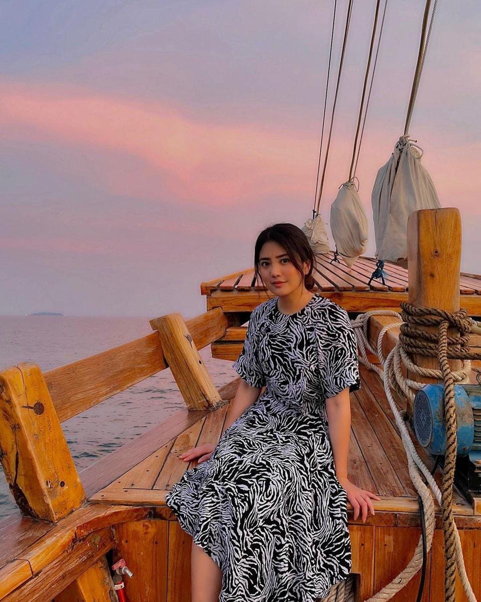 instagram.com/valenciatanoe