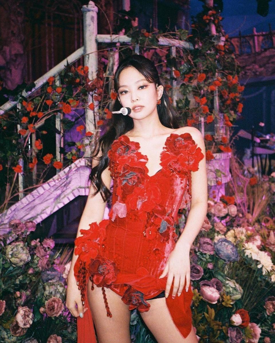 instagram.com/jennierubyjane