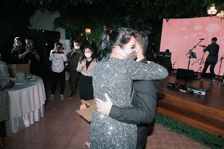 Instagram.com/nindyayunda