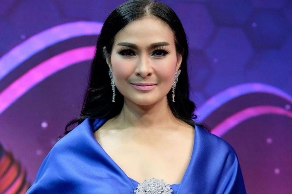 instagram.com/isdadahlia