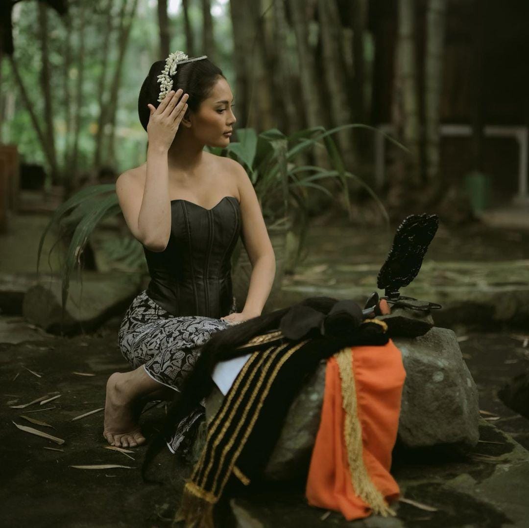 instagram.com/eri.carl