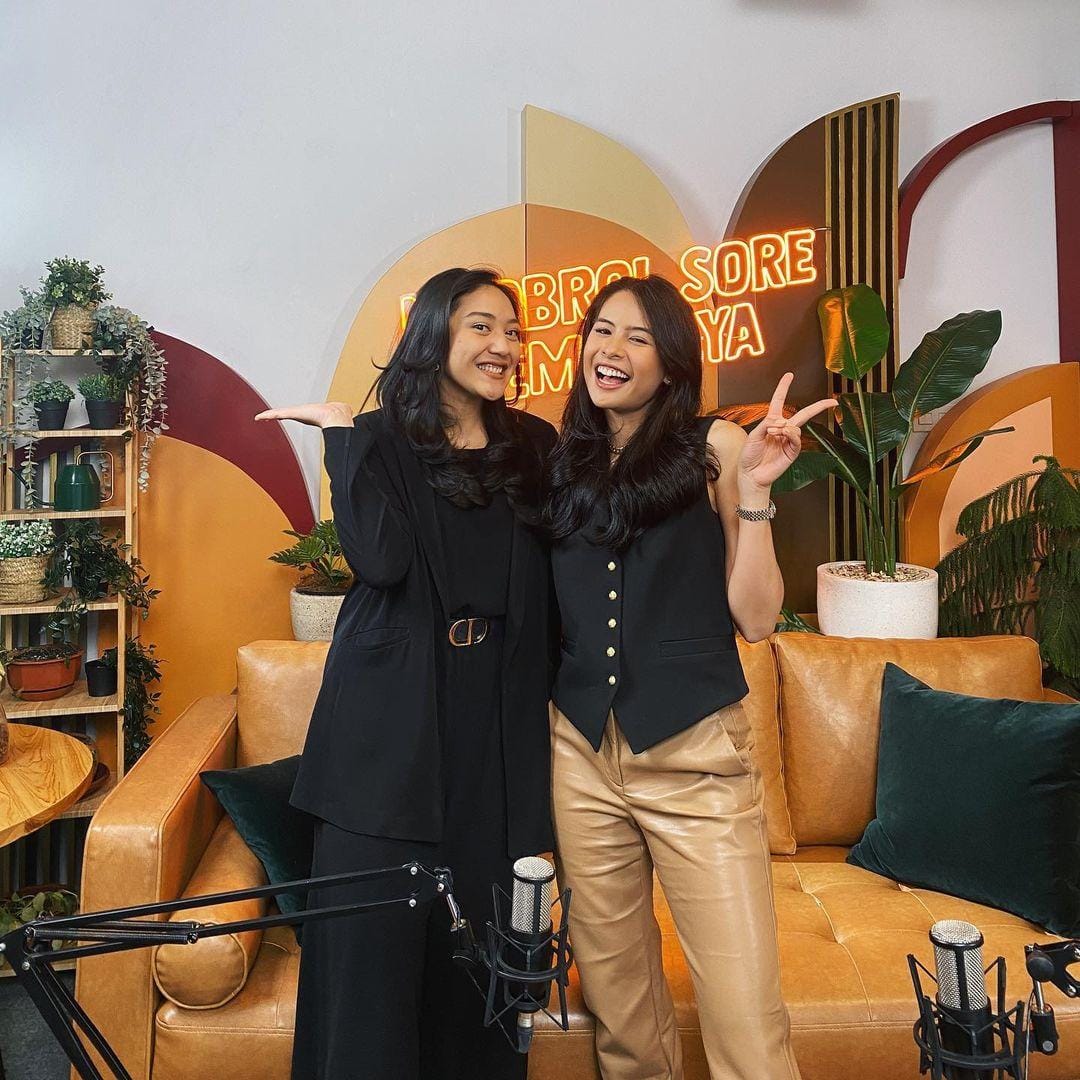 instagram.com/putri_tanjung