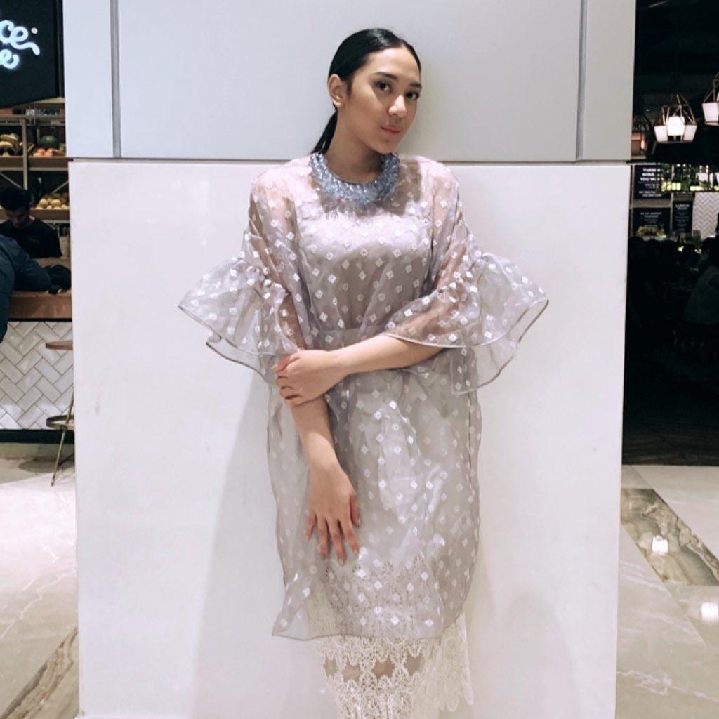 instagram.com/putri_tanjung