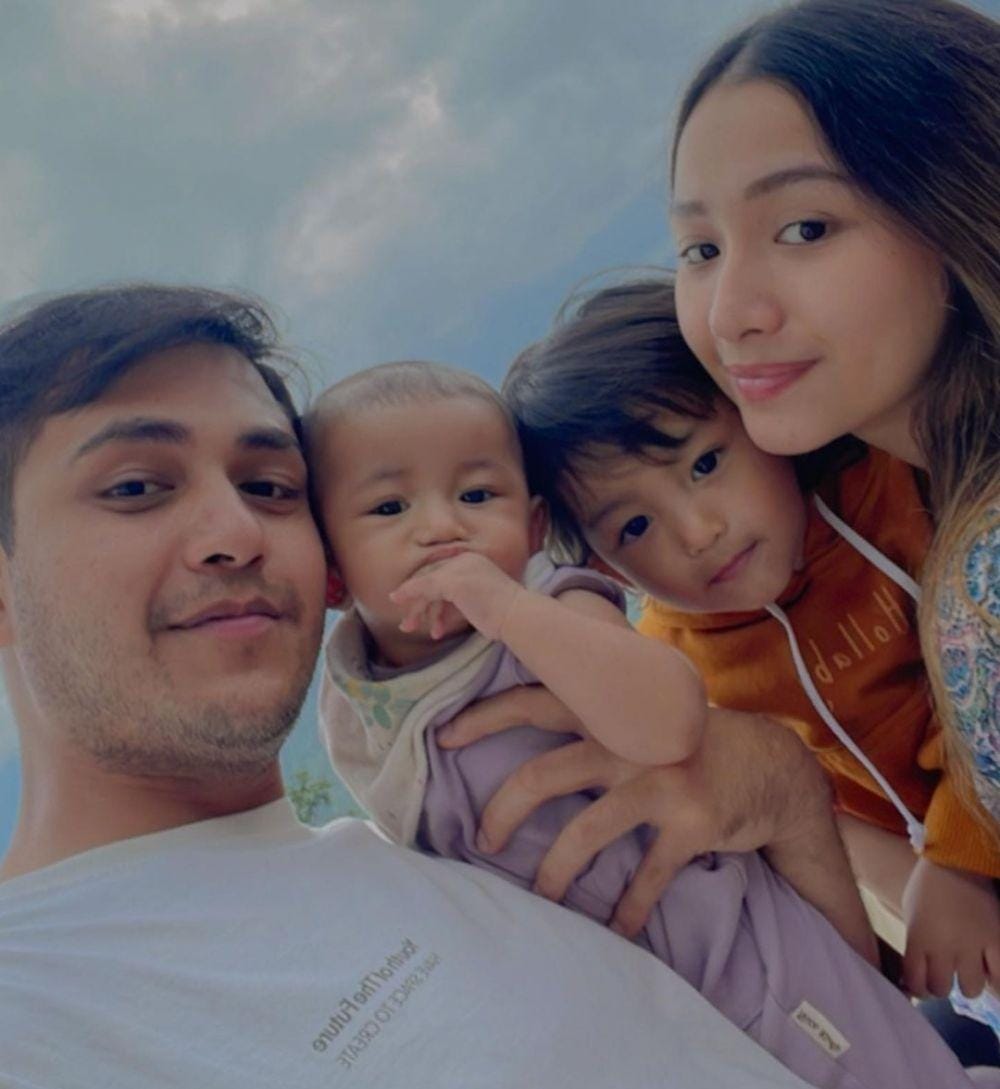 Instagram.com/adzanabs