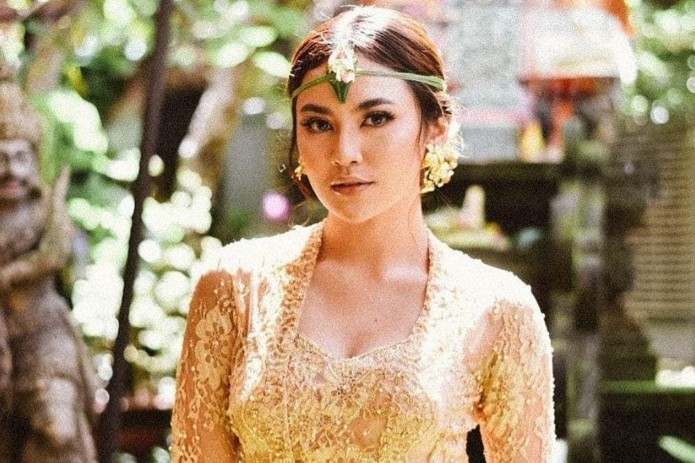 instagram.com/mahaliniraharja