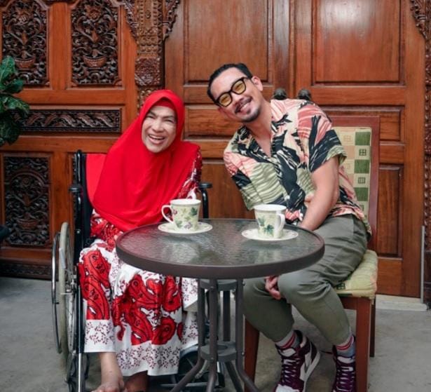 youtube.com/CURHAT BANG Denny Sumargo