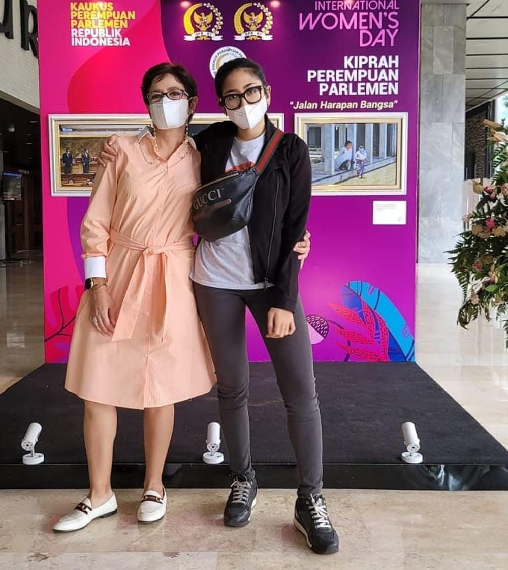 Instagram.com/na_nurularifin