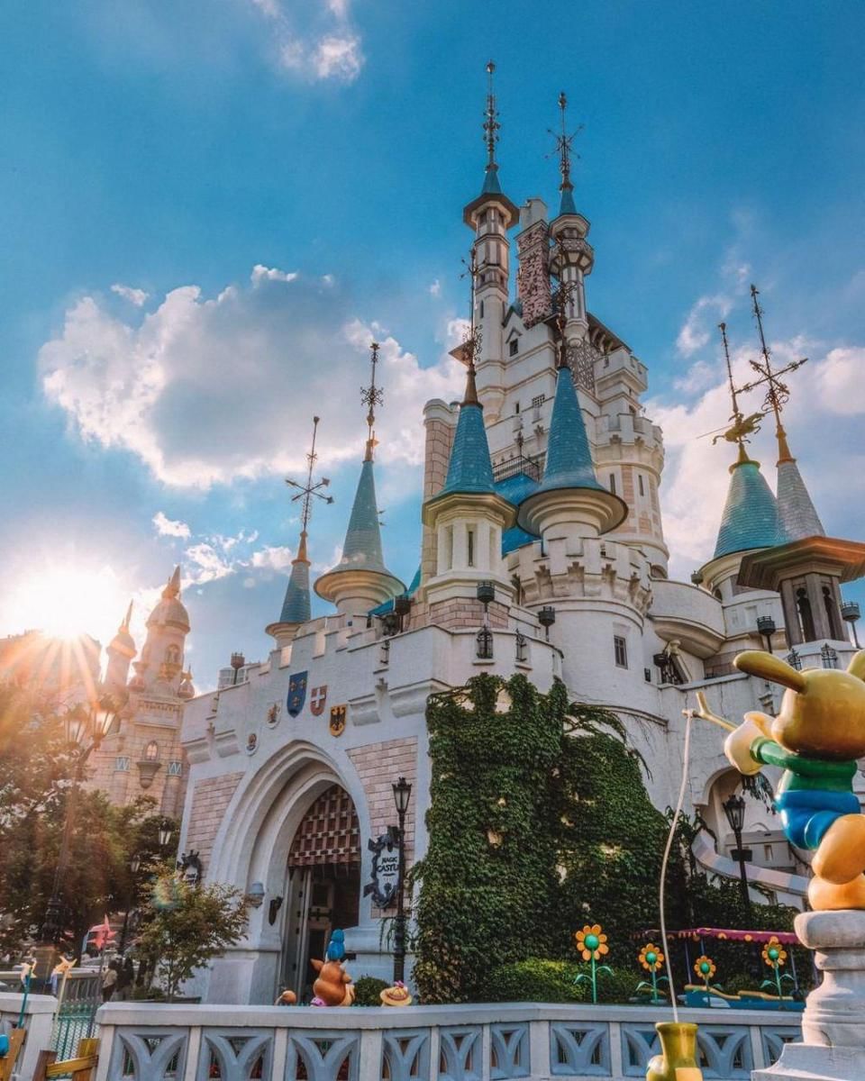 Instagram.com/happylotteworld