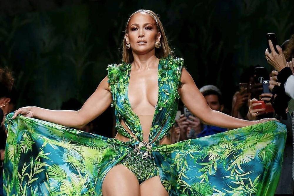 vogue.com