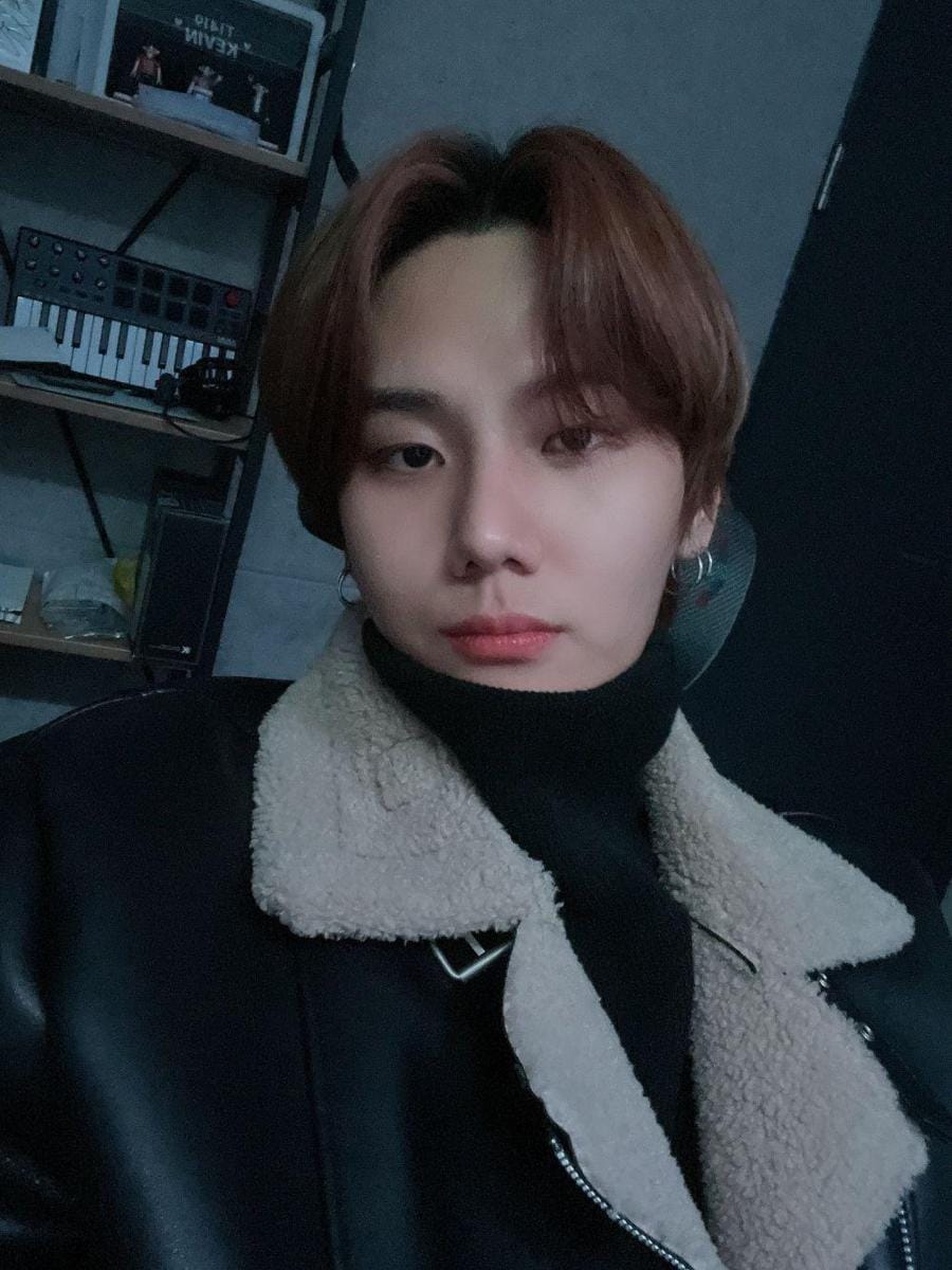 twitter.com/T1419_official)