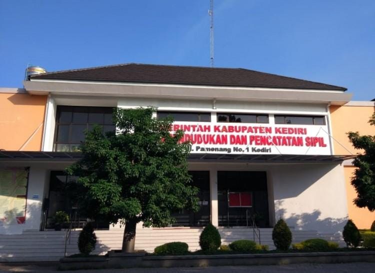 dukcapil.kedirikab.go.id