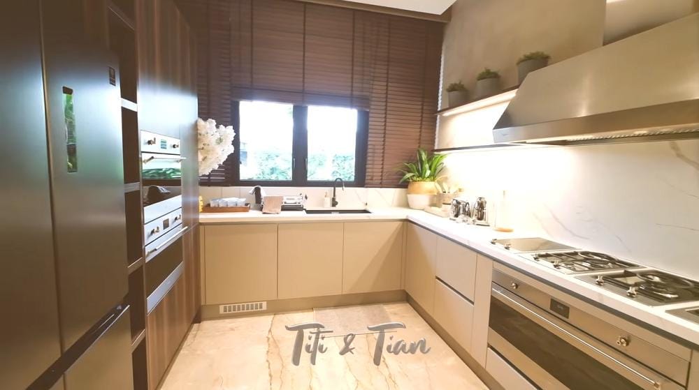 youtube.com/Titi dan Tian