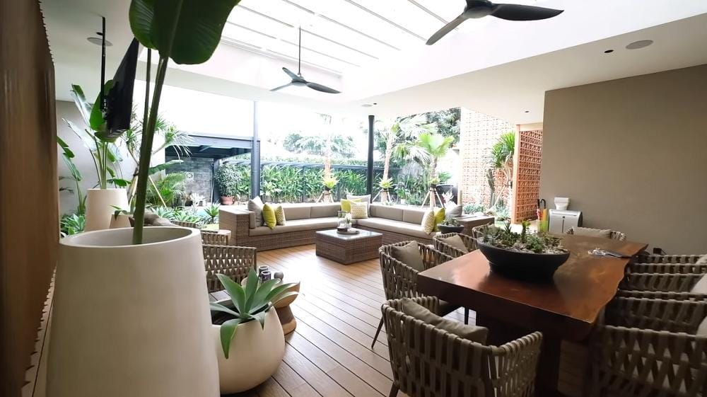 youtube.com/Titi dan Tian