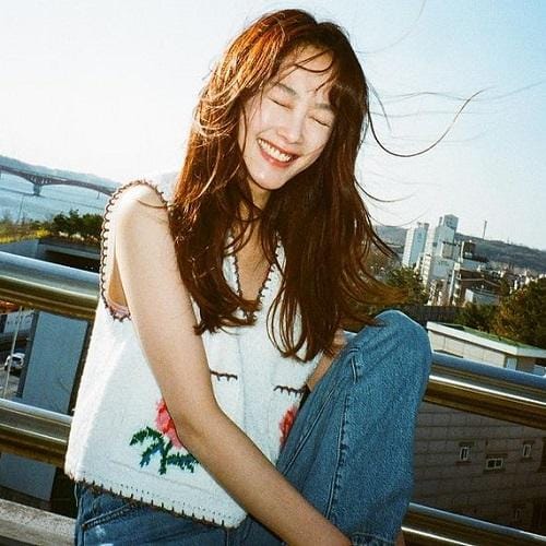 instagram.com/leeyoum262