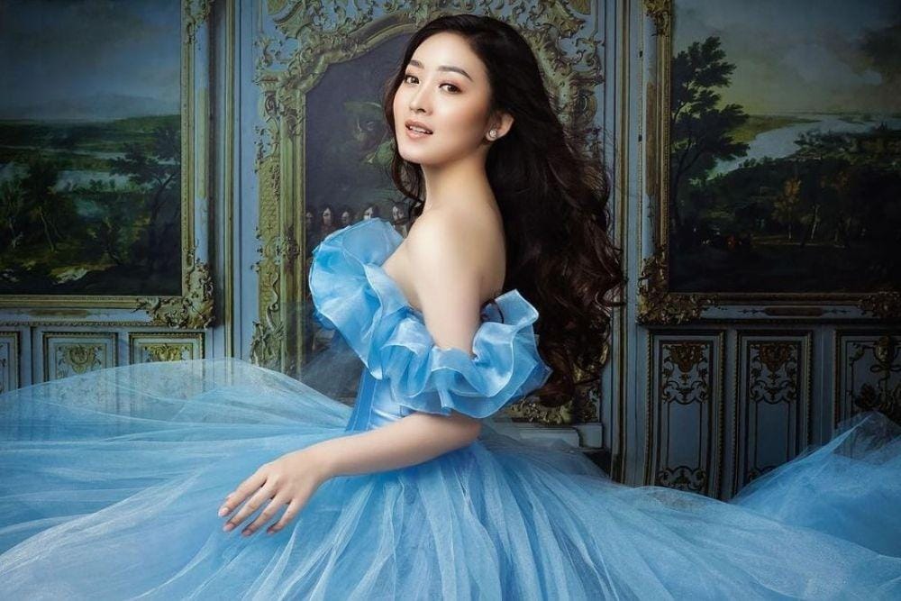 instagram.com/natashawilona12