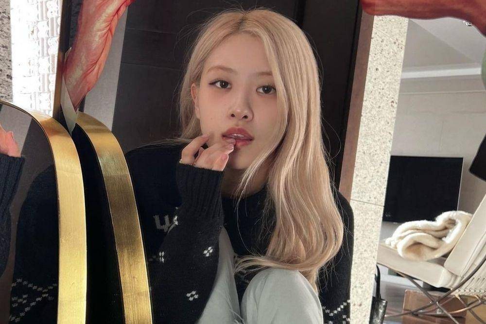 instagram.com/roses_are_rosie