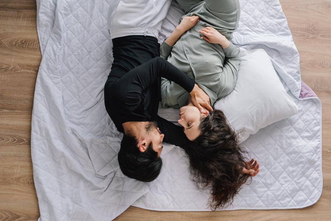 https://www.pexels.com/id-id/@mikhail-nilov