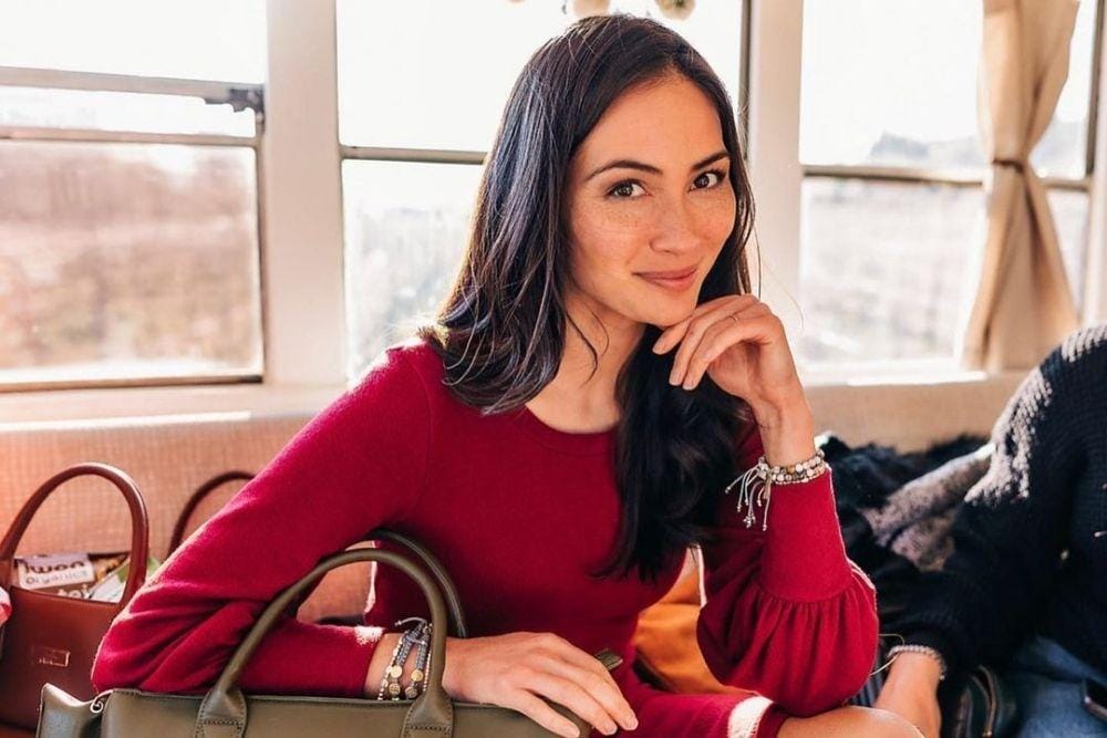 instagram.com/caitlinskybound/