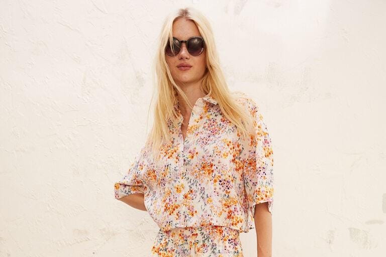 #PopbelaOOTD: Rekomendasi Baju Motif Floral yang Cocok untuk Piknik