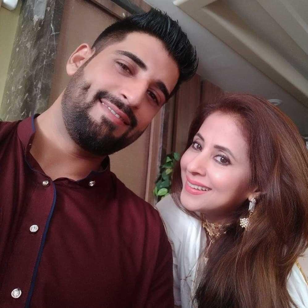 Instagram.com/urmilamatondkaraofficial