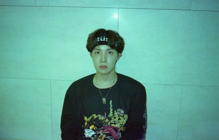 twitter.com/BTS_twt_JHOBI