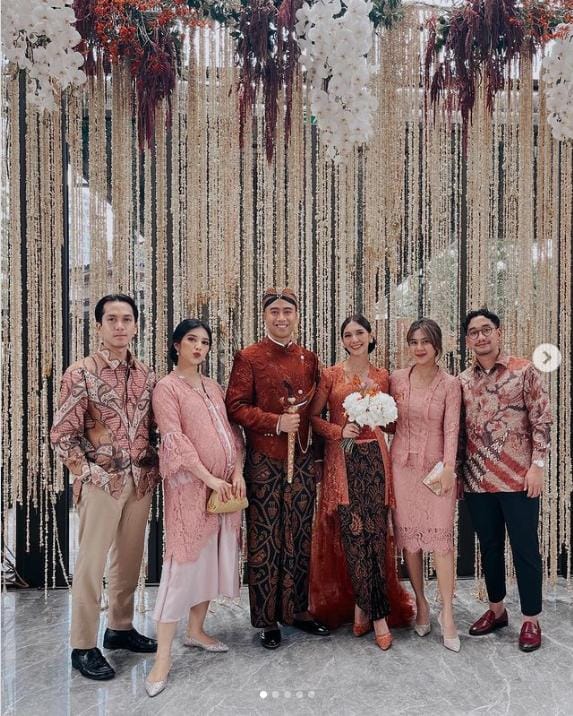 instagram.com/fitaanggriani