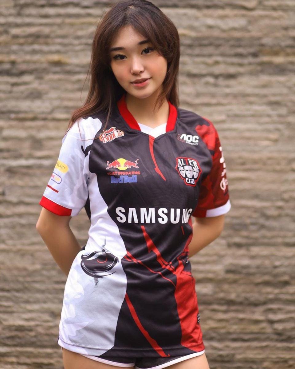 Instagram.com/Livyrenata