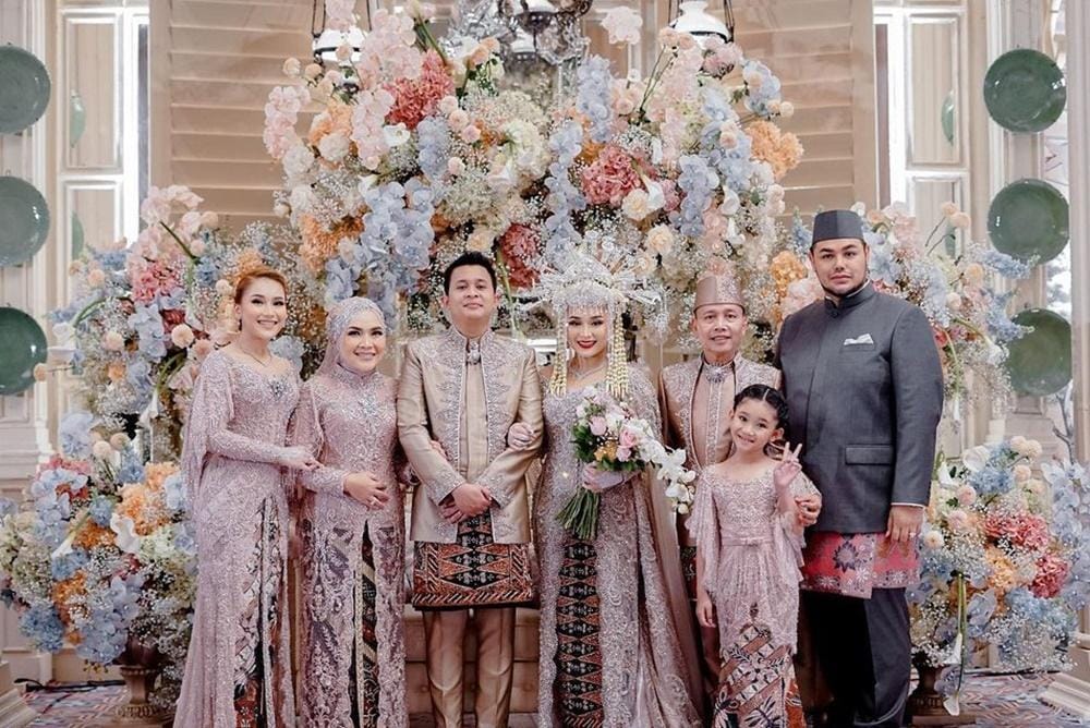 Instagram.com/ayutingting92