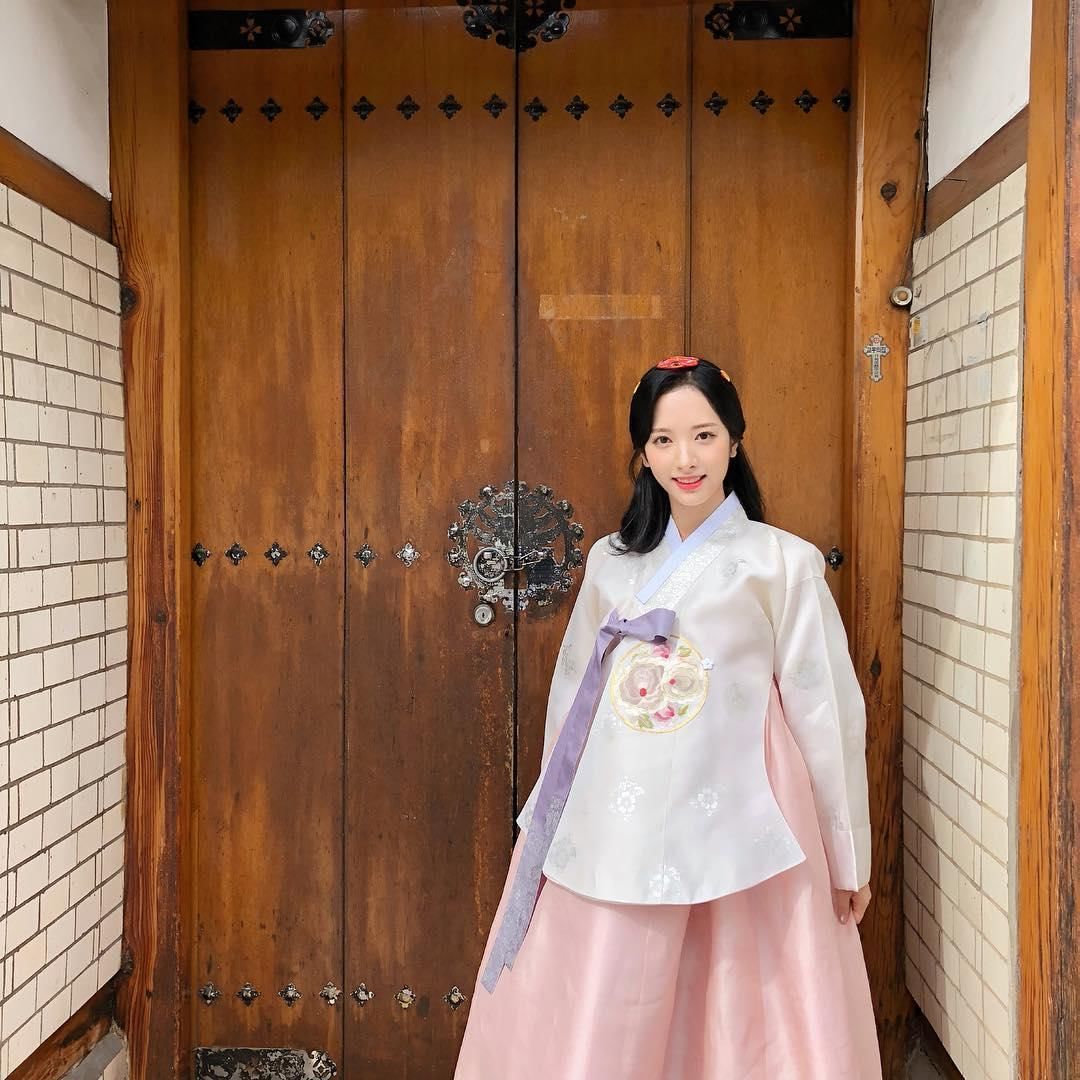 instagram.com/bn_95819