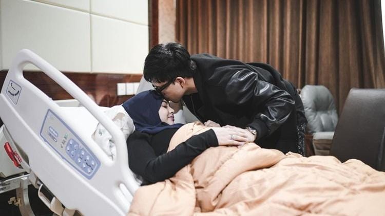 Instagram.com/attahalilintar