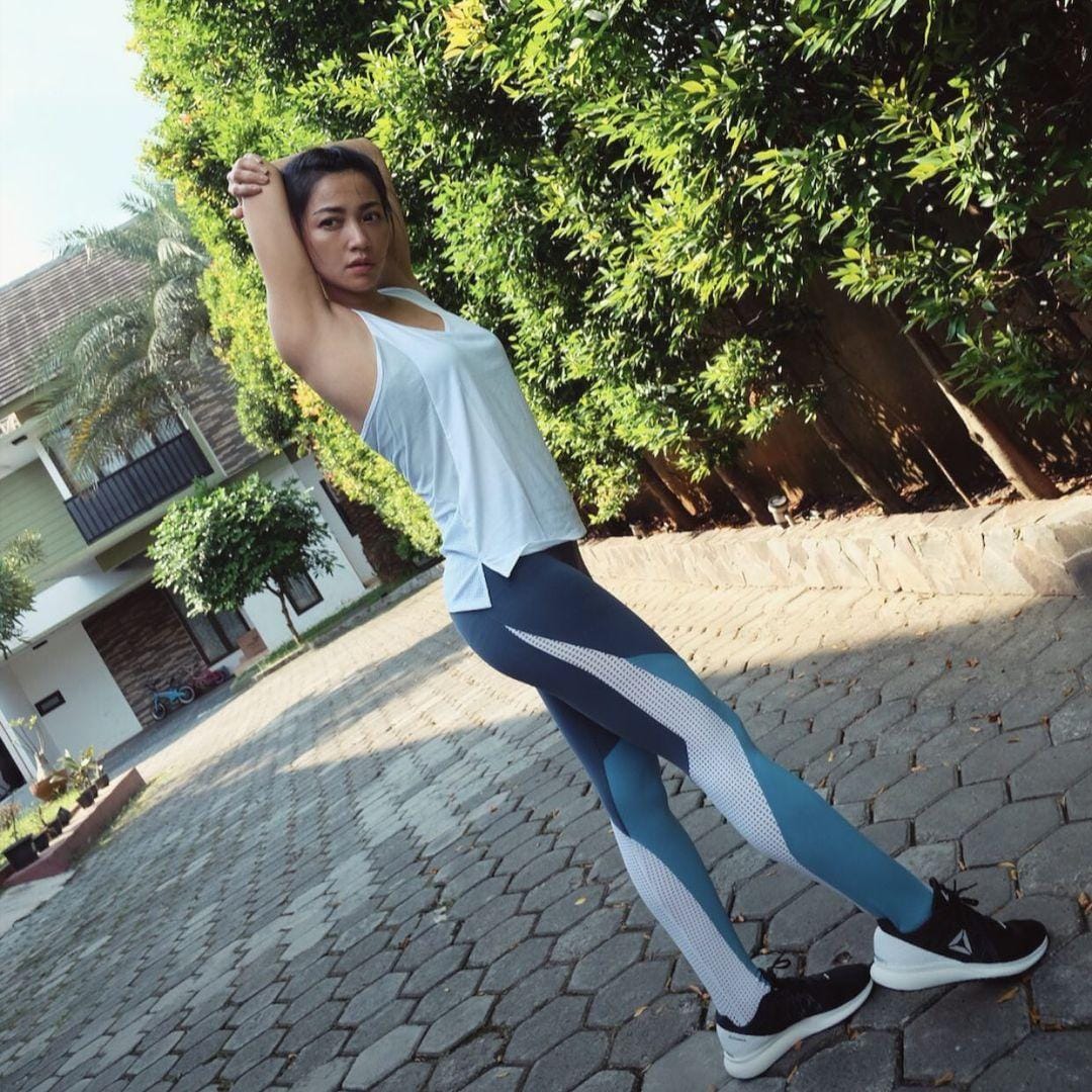 instagram.com/hestipurwadinata