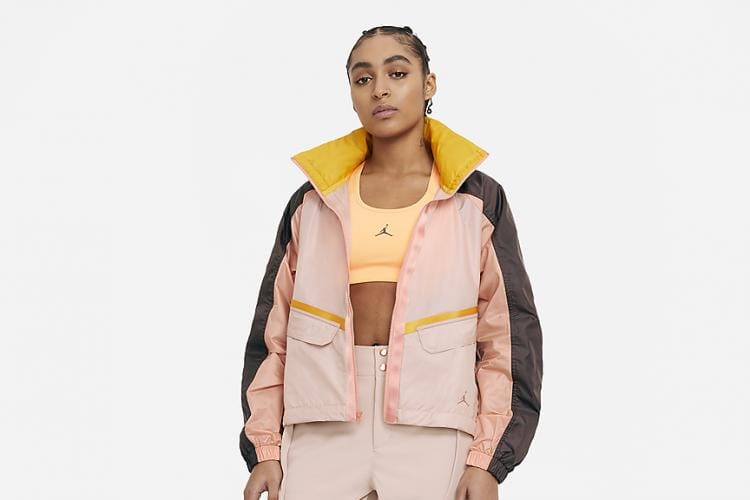 #PopbelaOOTD: Rekomendasi Jaket Perempuan yang Cocok untuk Olahraga