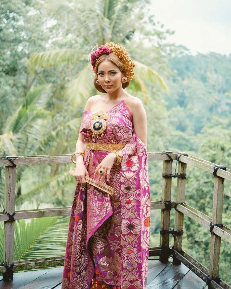 instagram.com/ayuaulia5252