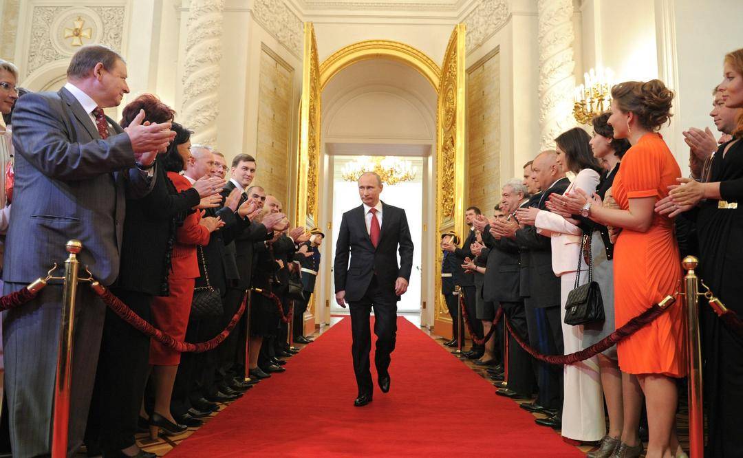 http://en.putin.kremlin.ru/bio/