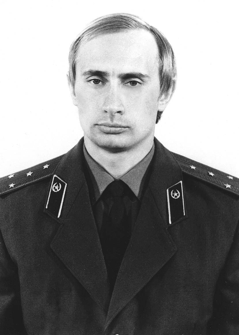http://en.putin.kremlin.ru/bio/