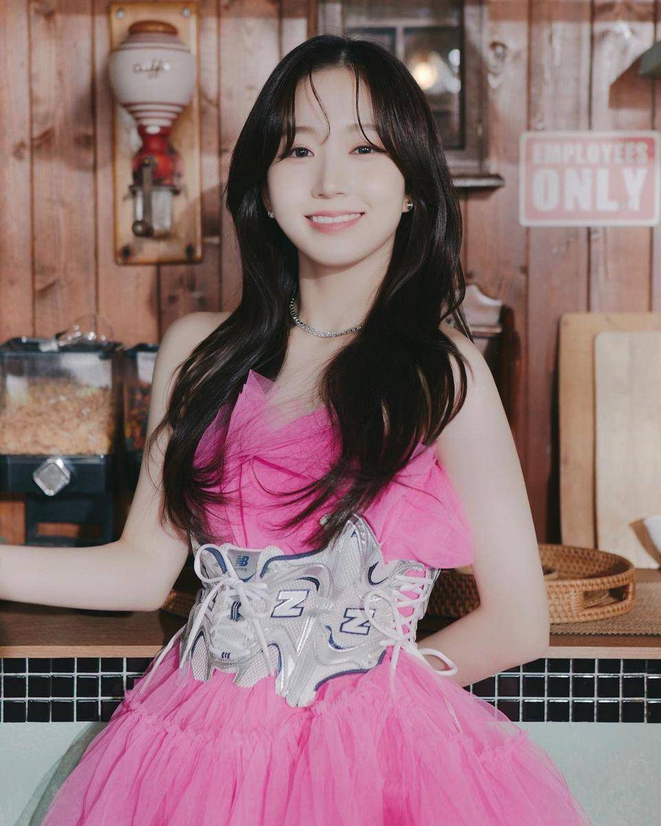 instagram.com/nmixx_official