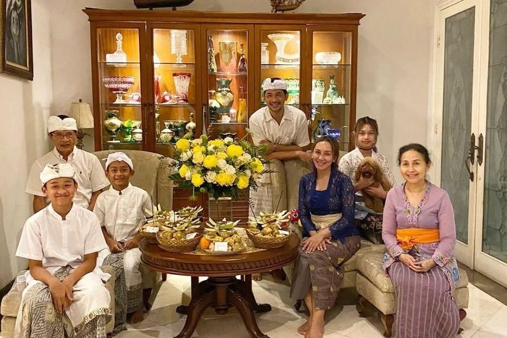 instagram.com/rara.wiritanaya