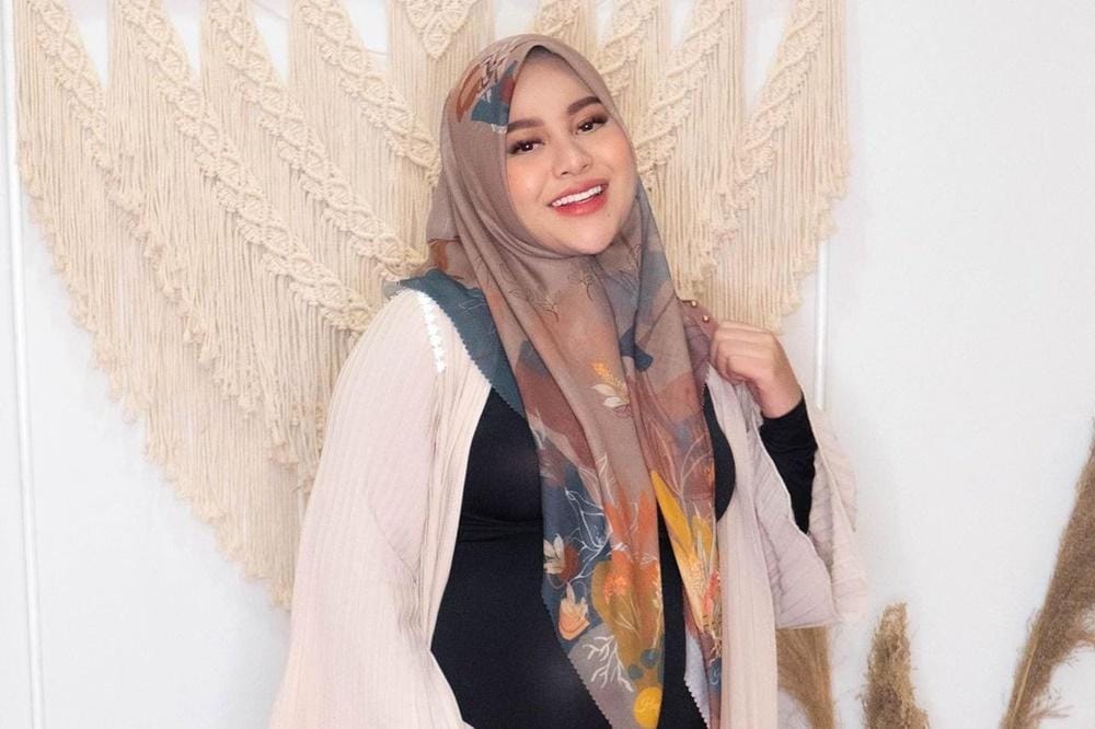 Instagram.com/aurelie.hermansyah