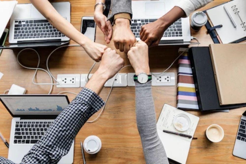 freepik.com/rawpixel-com